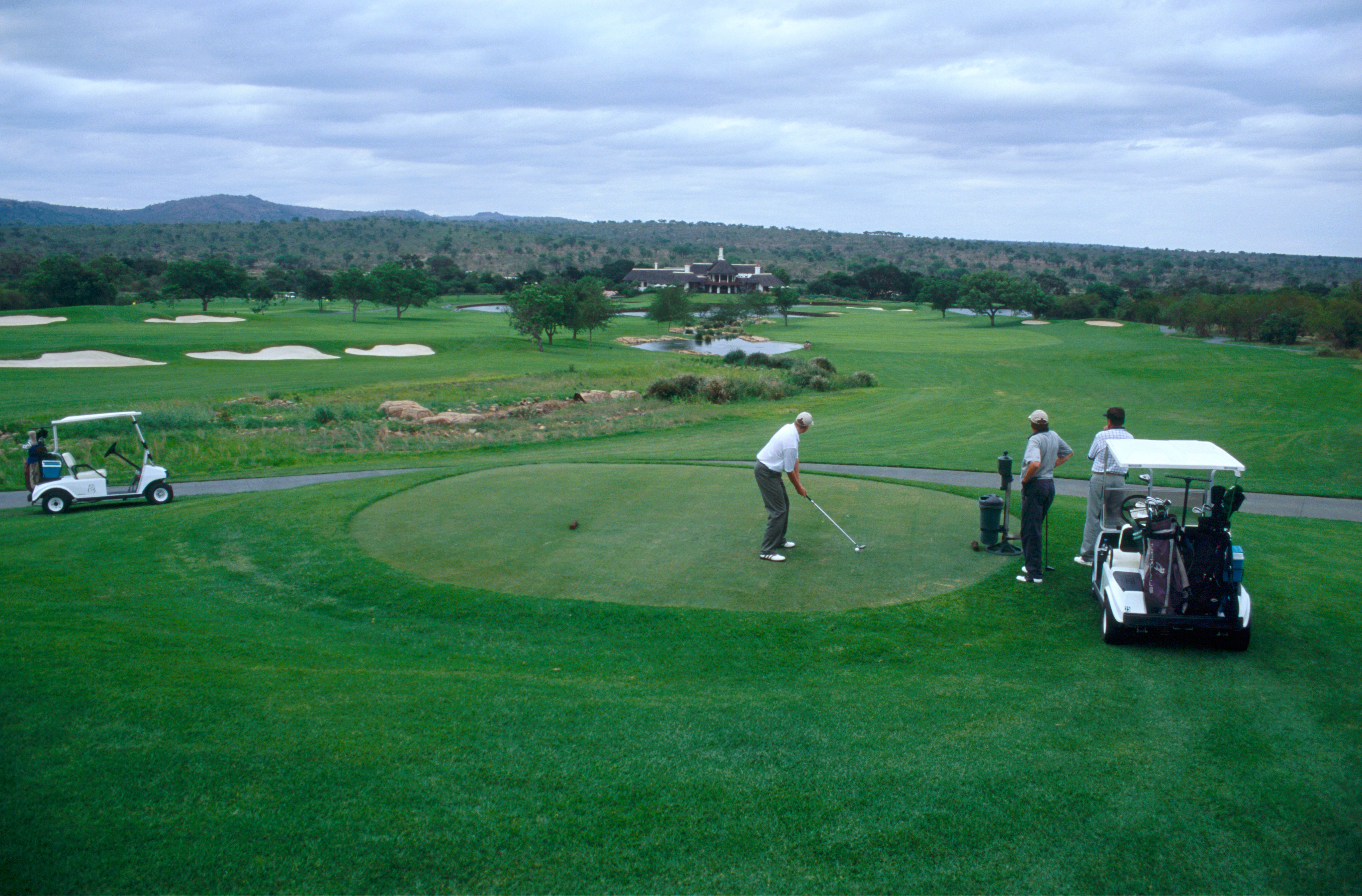 Leopard Creek golf course on the southern boundary of Kruger National Park